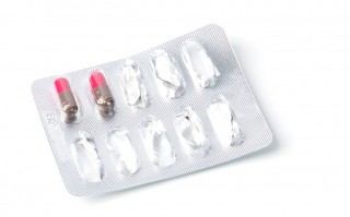 隐形眼镜ab液怎么用，隐形眼镜ab液使用方法