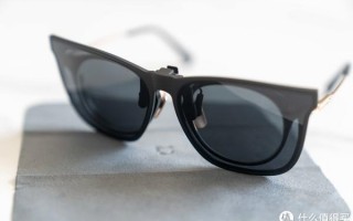 墨镜小了怎么调大，墨镜小了怎么调大一点